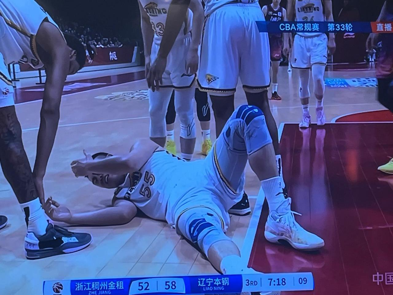 费德勒遭遇二十连败，中国队教练面临压力！的简单介绍